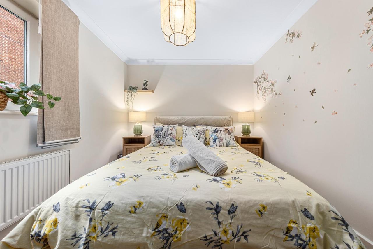 Tranquil 2 Bedroom Apartment Close To St. Paul'S Cathedral Londres Extérieur photo
