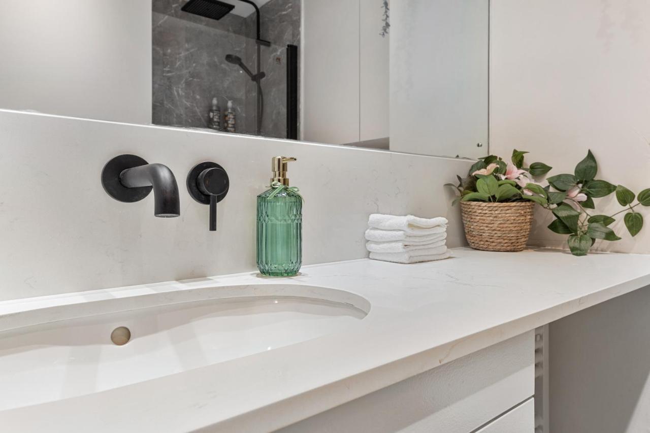 Tranquil 2 Bedroom Apartment Close To St. Paul'S Cathedral Londres Extérieur photo